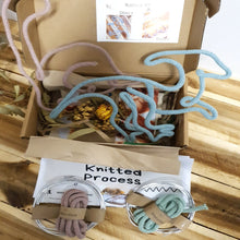 Load image into Gallery viewer, DIY Wire Knitted Boxes
